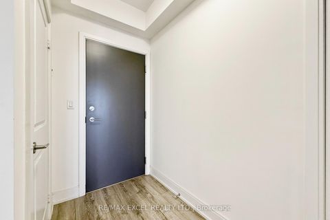 Photo 7 at 606 - 9600 Yonge Street, North Richvale, Richmond Hill