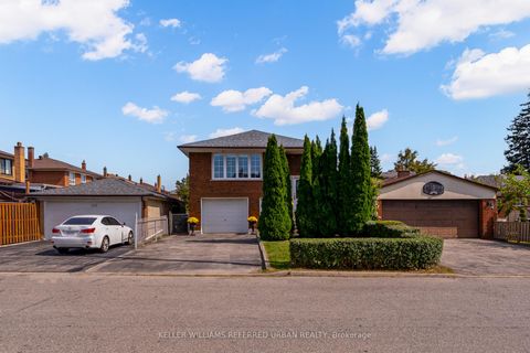 Photo 1 at 55 Tedder Street, Amesbury, Toronto