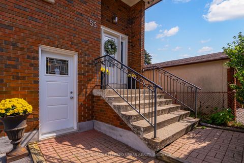 Photo 2 at 55 Tedder Street, Amesbury, Toronto