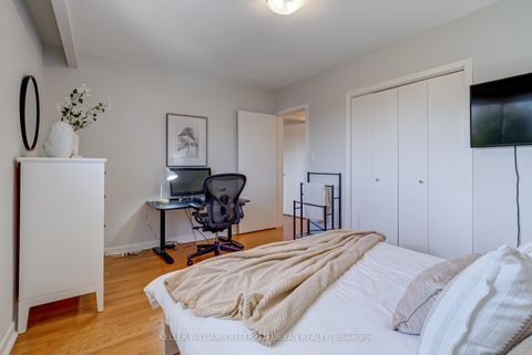 Photo 11 at 55 Tedder Street, Amesbury, Toronto