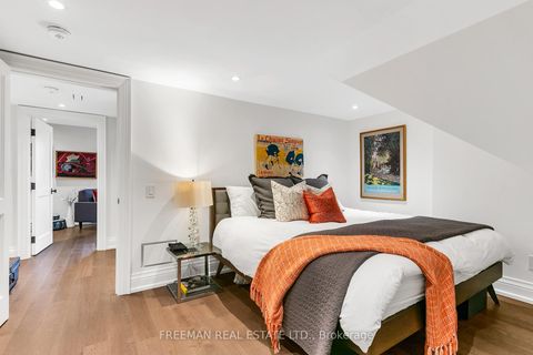 Photo 30 at 34 Tranby Avenue, Annex, Toronto