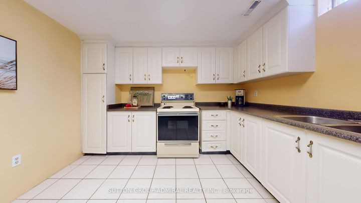 Photo 38 at 508 Chancellor Drive, East Woodbridge, Vaughan