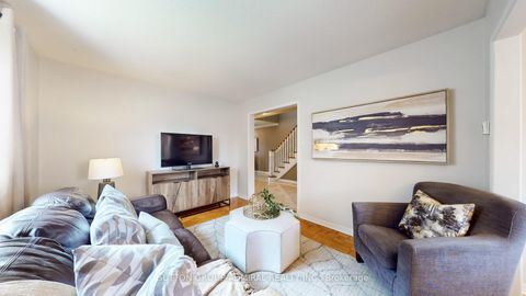Photo 8 at 508 Chancellor Drive, East Woodbridge, Vaughan