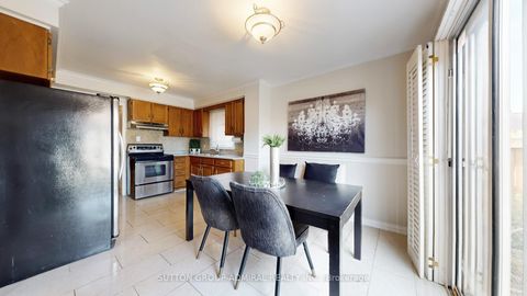 Photo 11 at 508 Chancellor Drive, East Woodbridge, Vaughan