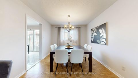 Photo 14 at 508 Chancellor Drive, East Woodbridge, Vaughan