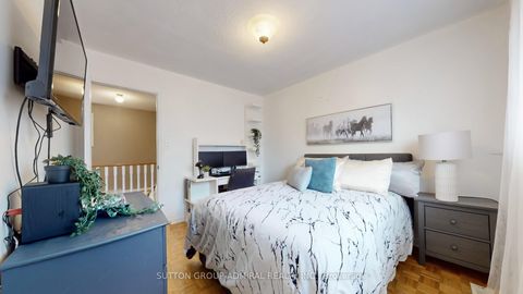 Photo 28 at 508 Chancellor Drive, East Woodbridge, Vaughan