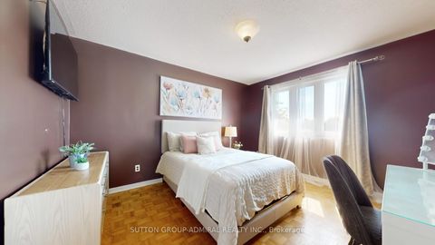 Photo 29 at 508 Chancellor Drive, East Woodbridge, Vaughan