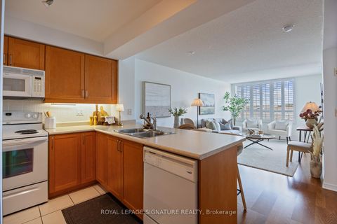 Photo 7 at 402 - 205 The Donway W, Don Mills, Toronto