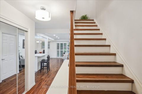 Photo 14 at 43 - 121 L'Amoreaux Drive, L'Amoreaux, Toronto