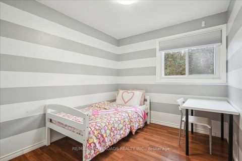 Photo 18 at 43 - 121 L'Amoreaux Drive, L'Amoreaux, Toronto