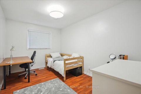 Photo 20 at 43 - 121 L'Amoreaux Drive, L'Amoreaux, Toronto
