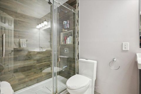 Photo 23 at 43 - 121 L'Amoreaux Drive, L'Amoreaux, Toronto