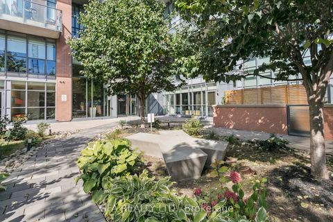 Photo 1 at 438 - 5 Hanna Avenue, Niagara, Toronto