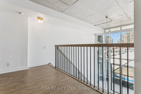 Photo 31 at 438 - 5 Hanna Avenue, Niagara, Toronto