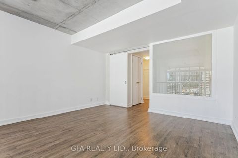 Photo 35 at 438 - 5 Hanna Avenue, Niagara, Toronto