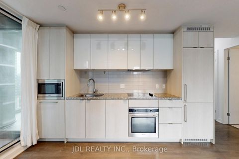 Photo 5 at 1602 - 125 Blue Jays Way, Waterfront Communities C1, Toronto