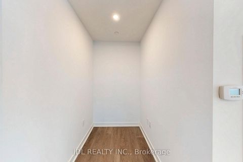 Photo 14 at 1602 - 125 Blue Jays Way, Waterfront Communities C1, Toronto