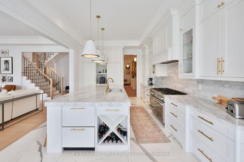 Photo 13 at 3100 Daniel Way, GO Glenorchy, Oakville