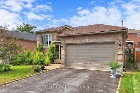 Photo 1 at 148 Marsellus Drive, Holly, Barrie