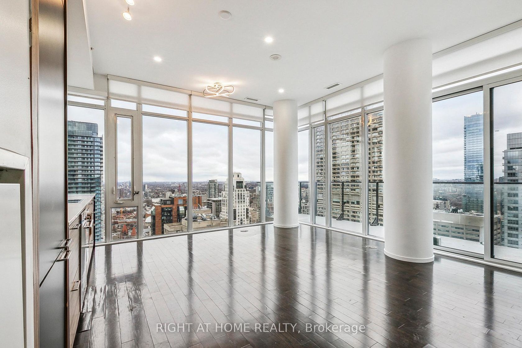 3506 - 75 St Nicholas Street, Bay Street Corridor, Toronto 