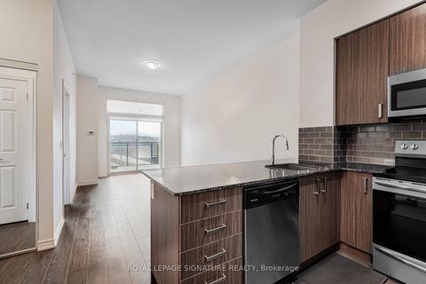 Photo 4 at 620 - 11611 Yonge Street, Jefferson, Richmond Hill