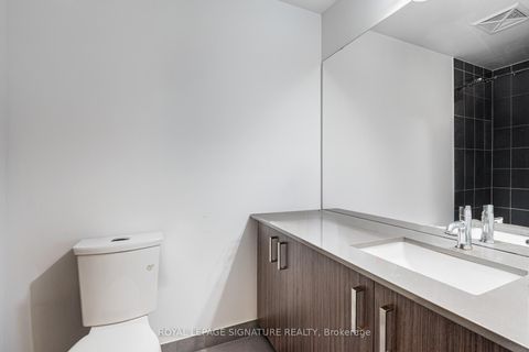 Photo 6 at 620 - 11611 Yonge Street, Jefferson, Richmond Hill