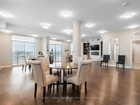 Photo 10 at 620 - 11611 Yonge Street, Jefferson, Richmond Hill