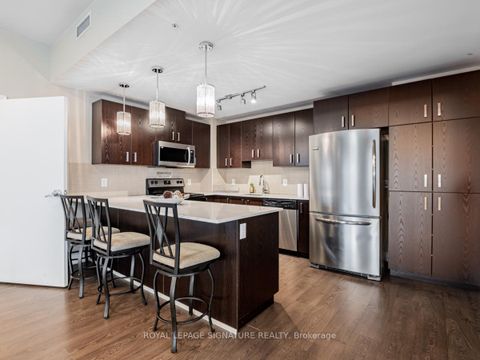 Photo 12 at 620 - 11611 Yonge Street, Jefferson, Richmond Hill