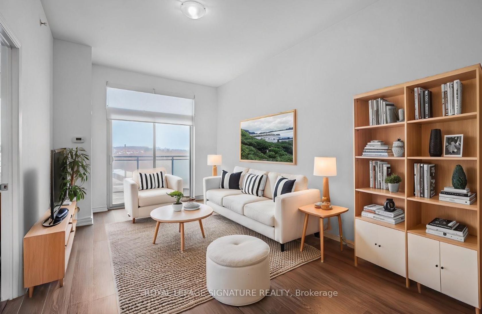 620 - 11611 Yonge Street, Jefferson, Richmond Hill photo number 2