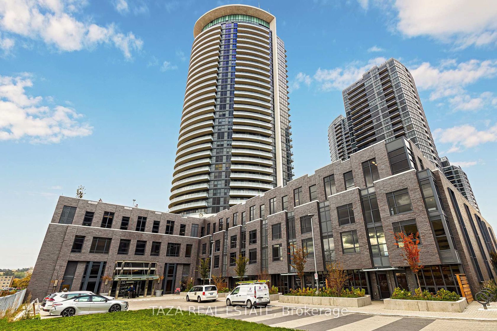 2005 - 30 Gibbs Road, City Centre West, Toronto 