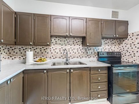 Photo 20 at 205 - 5 Shady Golfway, Flemingdon Park, Toronto
