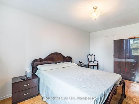 Photo 25 at 205 - 5 Shady Golfway, Flemingdon Park, Toronto