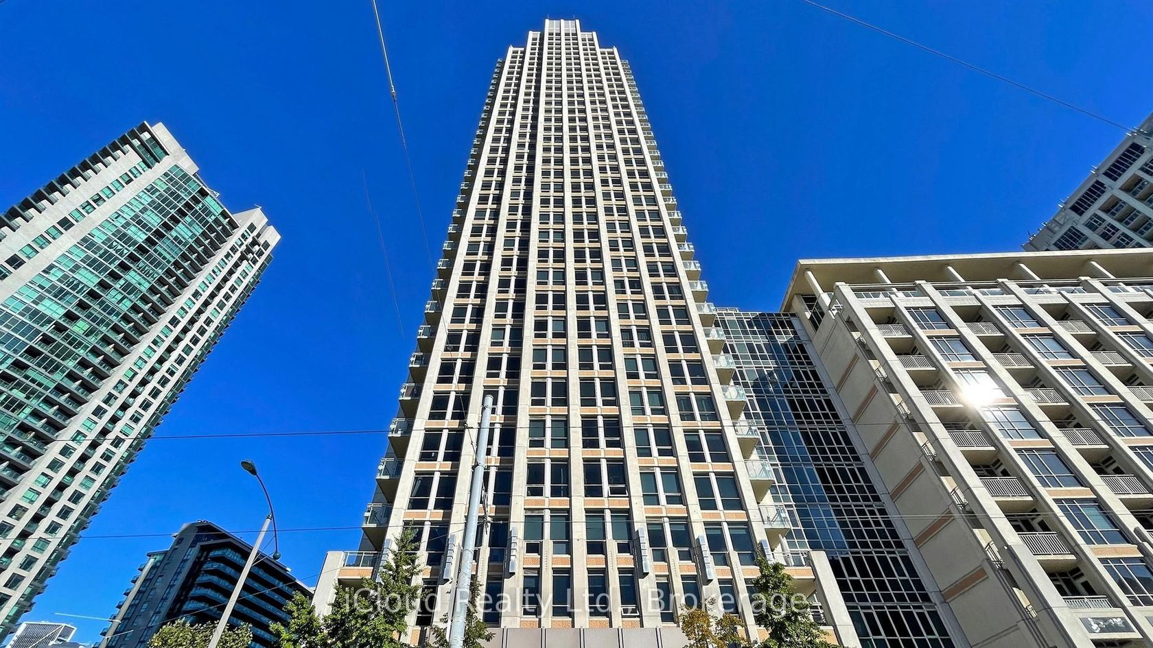 2707 - 628 Fleet Street, Niagara, Toronto 
