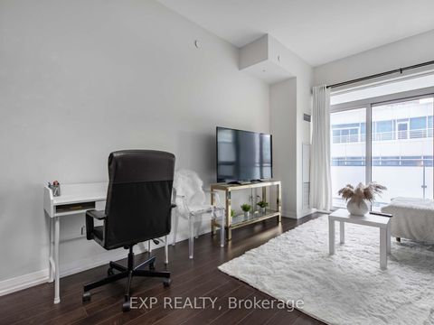 Photo 3 at 833 - 460 Adelaide Street E, Moss Park, Toronto