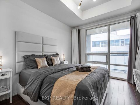 Photo 13 at 833 - 460 Adelaide Street E, Moss Park, Toronto