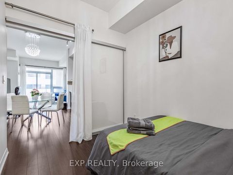 Photo 18 at 833 - 460 Adelaide Street E, Moss Park, Toronto