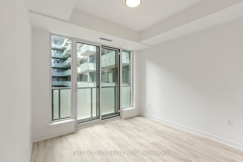 Photo 5 at N329 - 7 Golden Lion Heights, Newtonbrook East, Toronto