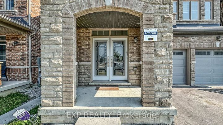 Photo 2 at 552 Mactier Drive S, Kleinburg, Vaughan