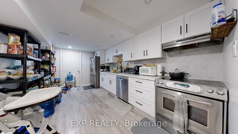 Photo 28 at 552 Mactier Drive S, Kleinburg, Vaughan