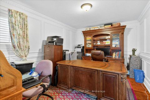 Photo 4 at 40 Colton Crescent N, Islington Woods, Vaughan