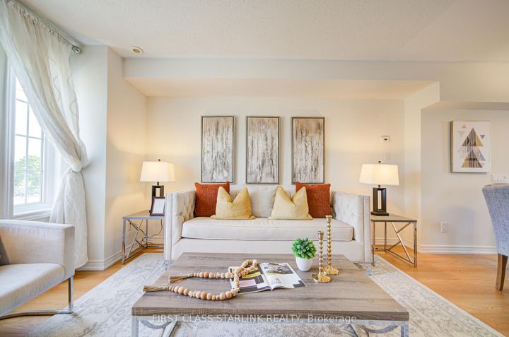 Photo 2 at 9922 Mccowan Road, Berczy, Markham