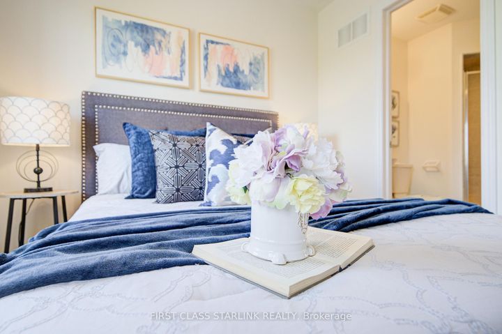 Photo 12 at 9922 Mccowan Road, Berczy, Markham