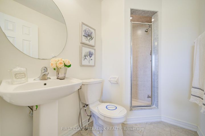 Photo 13 at 9922 Mccowan Road, Berczy, Markham