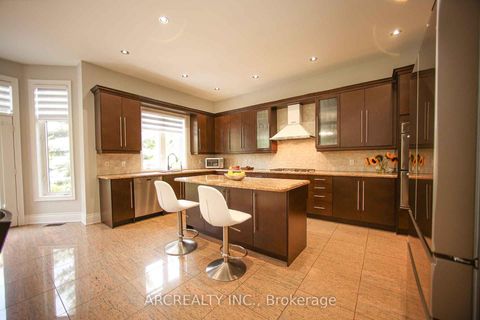 Photo 16 at 144 Battaglini Avenue, Mill Pond, Richmond Hill