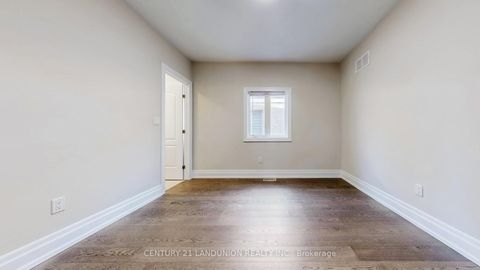 Photo 23 at 234 Touch Gold Crescent, Bayview Southeast, Aurora