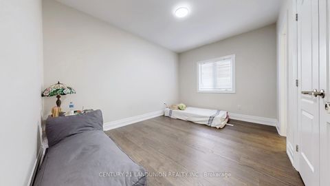 Photo 31 at 234 Touch Gold Crescent, Bayview Southeast, Aurora