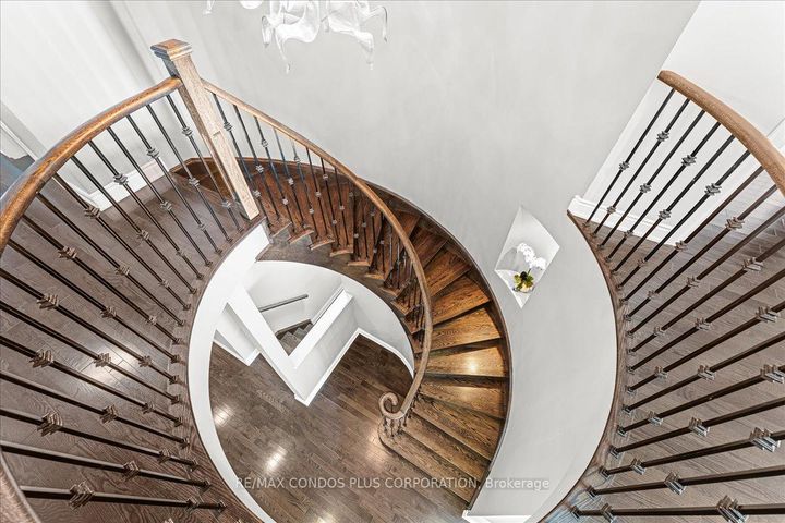 Photo 14 at 131 Lady Nadia Drive, Patterson, Vaughan