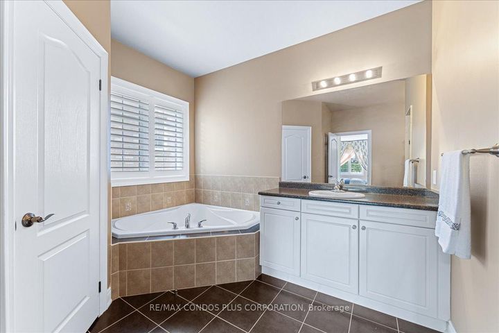 Photo 20 at 131 Lady Nadia Drive, Patterson, Vaughan