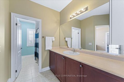 Photo 23 at 131 Lady Nadia Drive, Patterson, Vaughan