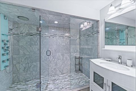 Photo 33 at 131 Lady Nadia Drive, Patterson, Vaughan